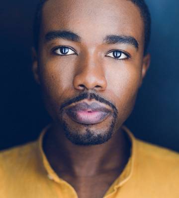 Adrian Devaughn Summers headshot